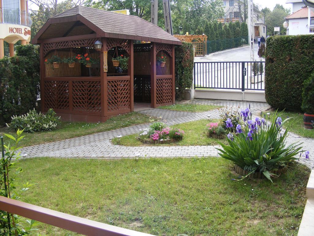 Erika Apartmanhazak Heviz Luaran gambar